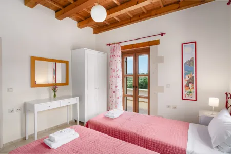  twin bedroom