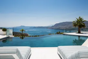Paul's Mansion sea views