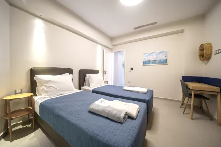  twin bedroom 