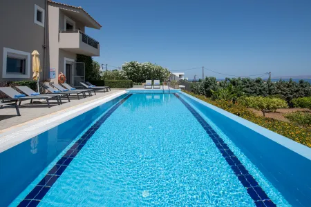  swimming pool and sunbeds