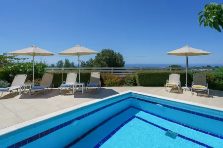  swimming pool and sunbeds