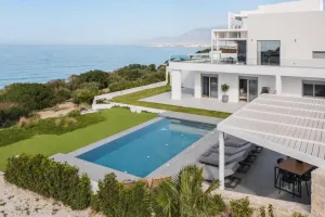 Nouvelle Seafront holiday rental in Ierapetra, Crete