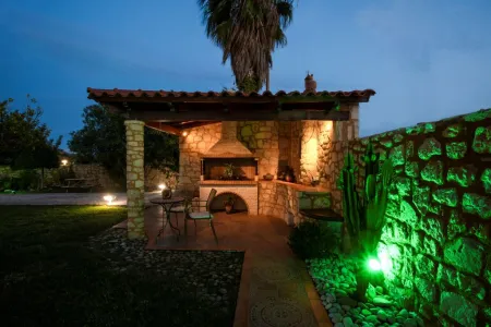  bbq at night