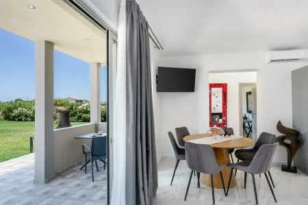  Outdoor and indoor seating areas