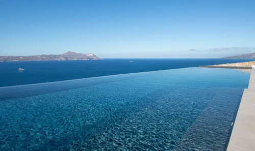  Infinity pool