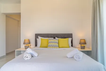  King Bed