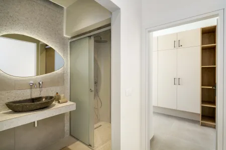   double bedroom with ensuite bathroom