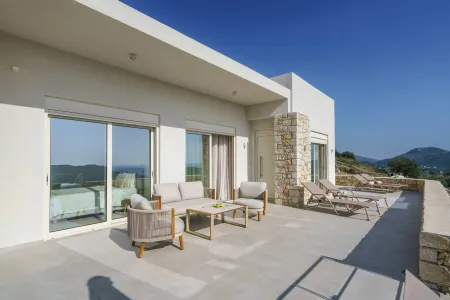  villa exterior