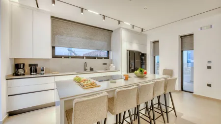  Main Villa Kitchen