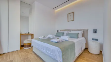   Studio 2 Double Bedroom