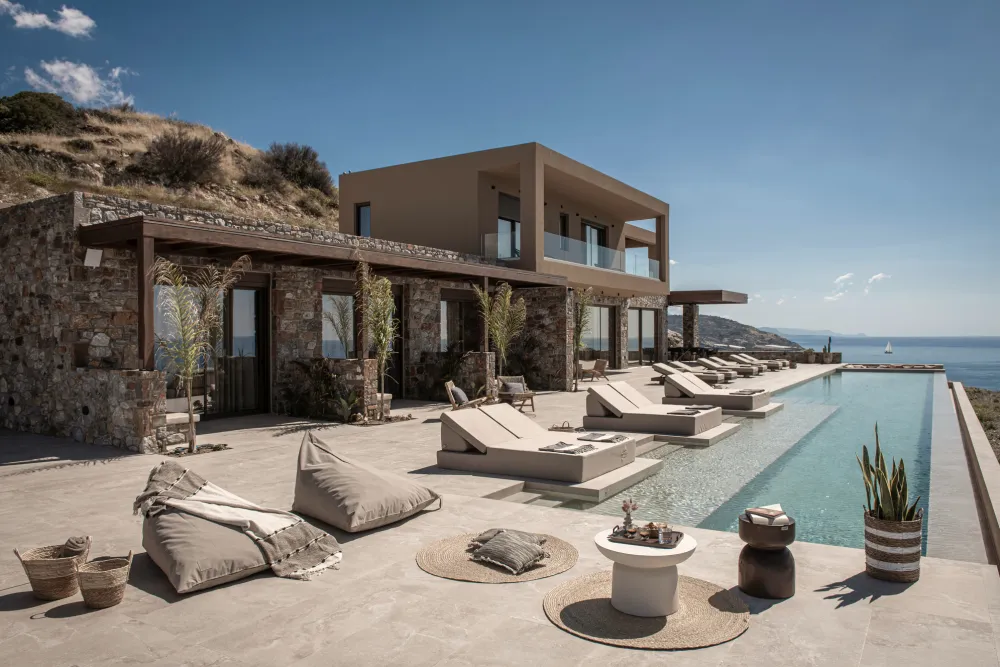  Villa Exterior and Private Pool